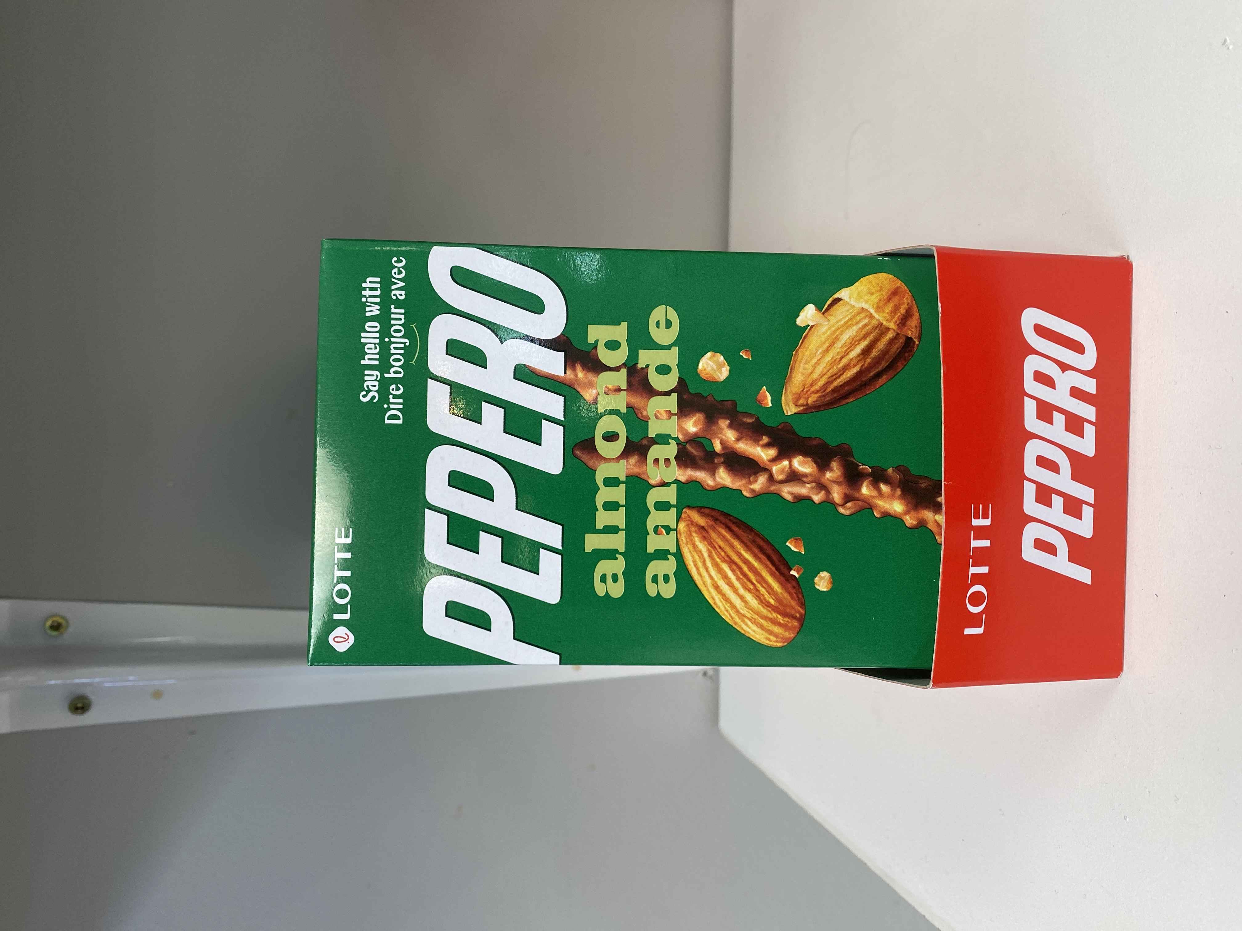 Pepero (almond)